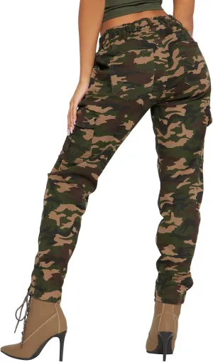 BWN Women's Camo Cargo Jogger Pants – Slim Fit Army High Waisted Joggers Fatigue Elastic Waistband Tapered Camouflage Trouser