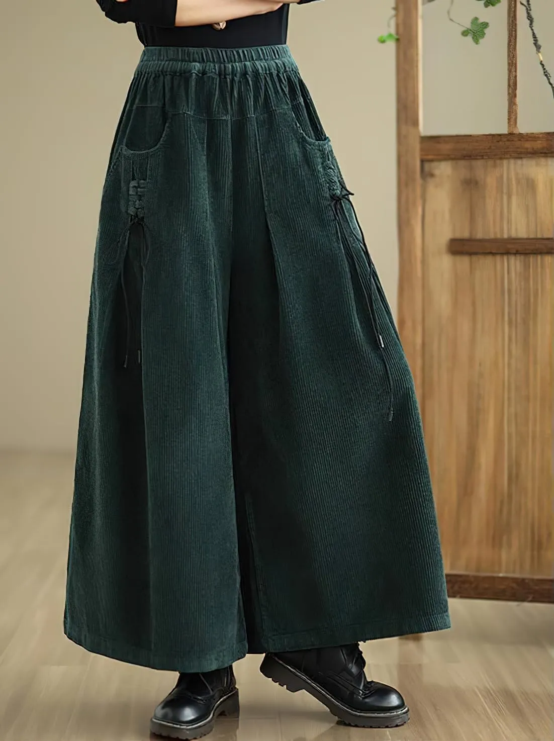 chouyatou Women's Fall Casual Wide Leg Baggy Corduroy Pants Elastic Waist Baggy Culotte Loose Trousers