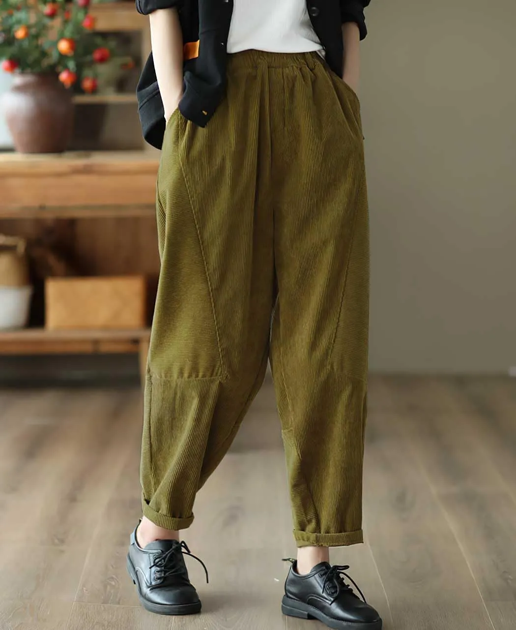 chouyatou Womens Fall Winter Loose Corduroy Pants Elastic High Waisted Straight Leg Trouser with Pockets