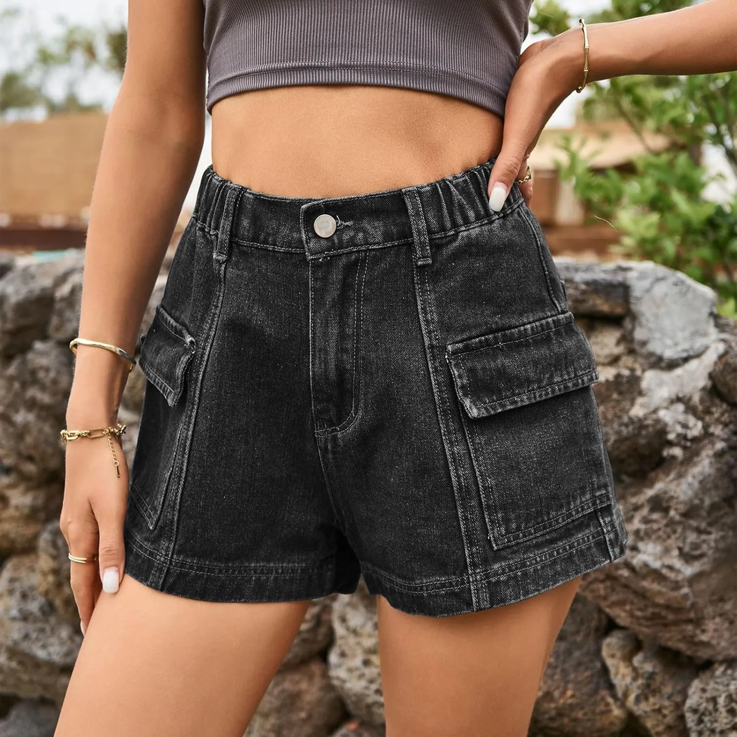 High-Stretch Women's Cargo Jean Shorts, Trendy High-Waisted Distressed Denim Shorts with Pockets Y2K Mini Denim Shorts