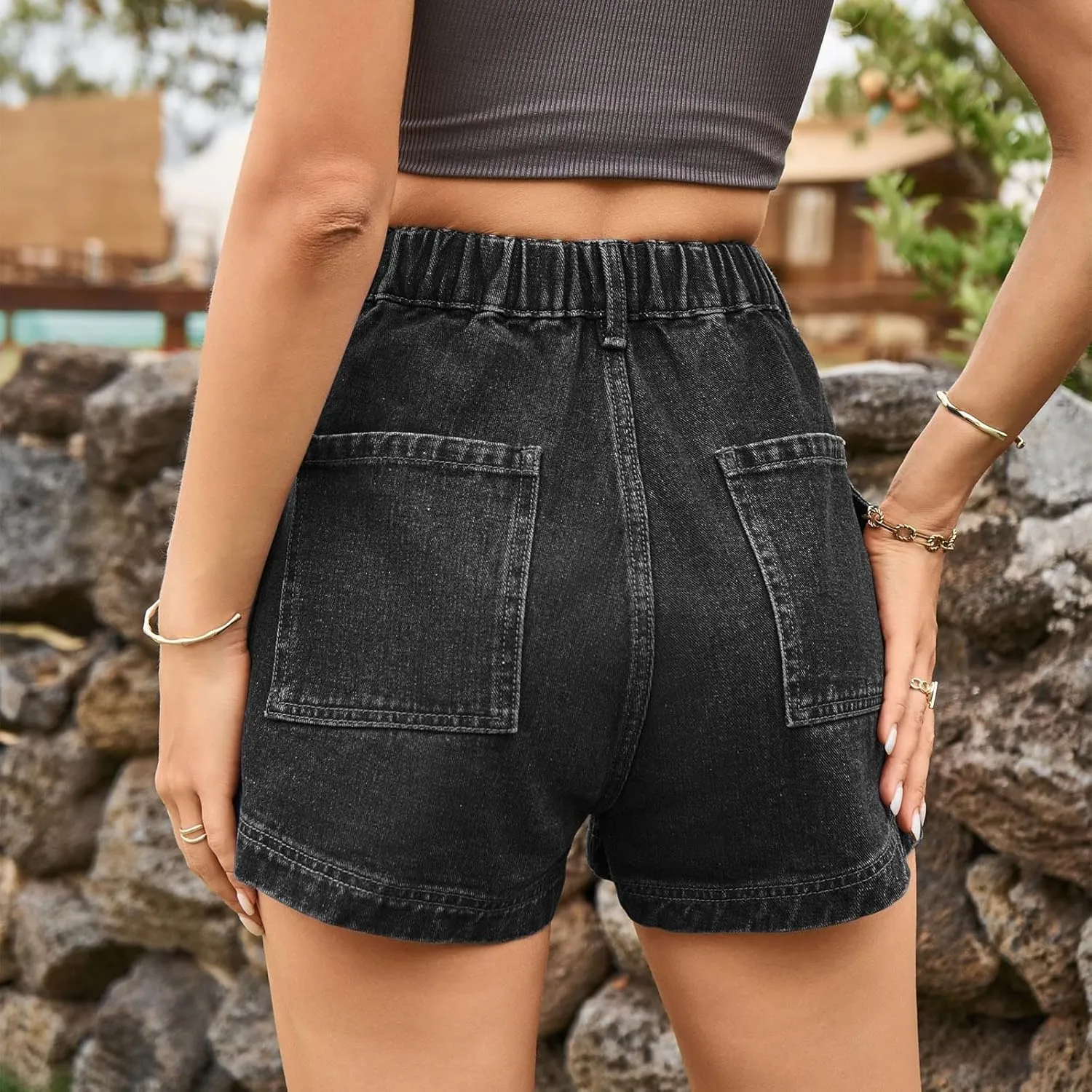 High-Stretch Women's Cargo Jean Shorts, Trendy High-Waisted Distressed Denim Shorts with Pockets Y2K Mini Denim Shorts
