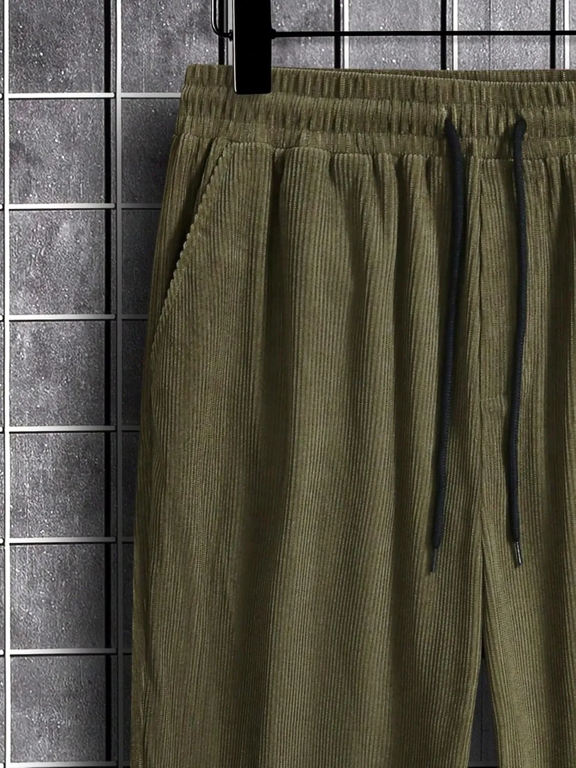 Verdusa Men's Elastic Waist Loose Straight Leg Corduroy Pants Trousers