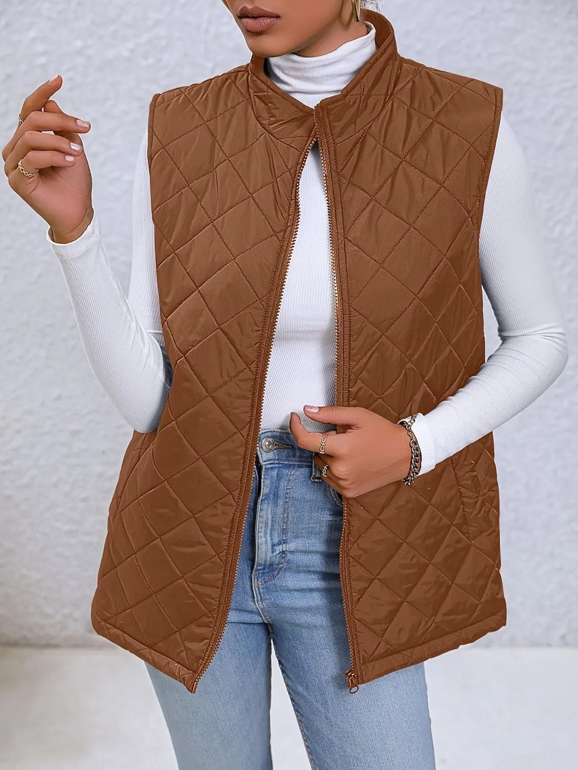 Women's Diamond Quilted Vest Lightweight Stand Collar Full Zip Jacket Padded Coat Loose Winter Warm Gilet with Pockets