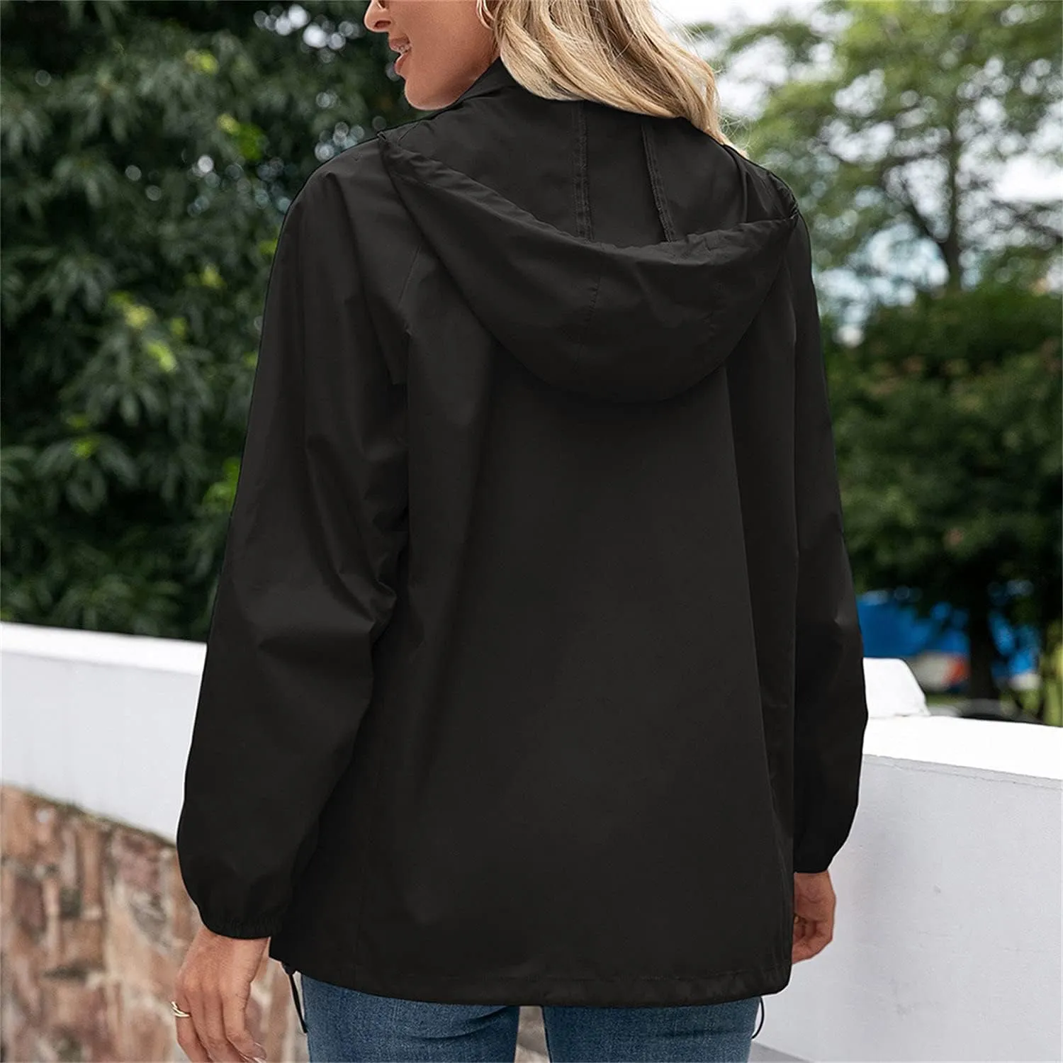 Women's Lightweight Waterproof Raincoat Mountaineering Packable Rain Jacket Hooded Outdoor Cycling Sports Windbreaker